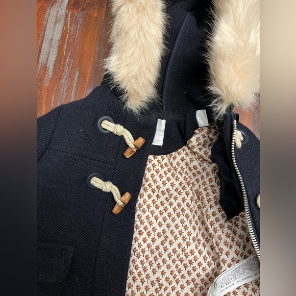 Zara coat 9-12mo - Picture 2 of 2